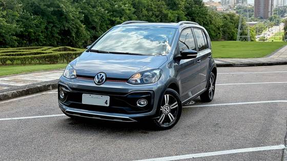 VOLKSWAGEN UP 1.0 170 TSI TOTAL FLEX XTREME 4P MANUAL VOLKSWAGEN UP 1.0 170 TSI TOTAL FLEX XTREME 4P MANUAL